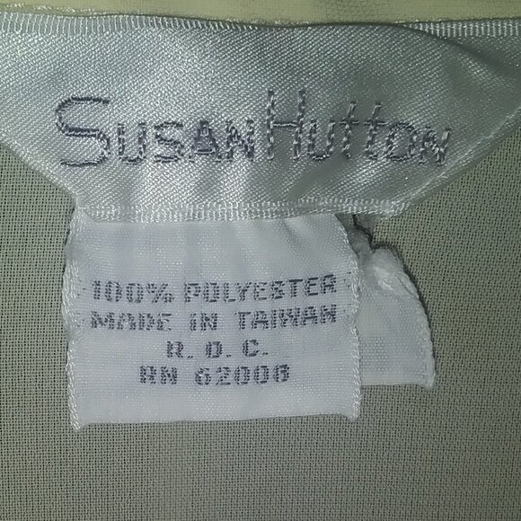 Susan Hutton Cream long sleeve button down blouse - Picture 4 of 4